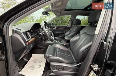 Позашляховик / Кросовер Audi Q5 2019 в 