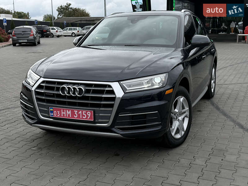 Внедорожник / Кроссовер Audi Q5 2017 в Луцке
