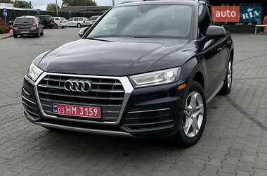 Позашляховик / Кросовер Audi Q5 2017 в 