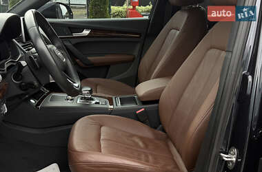 Позашляховик / Кросовер Audi Q5 2017 в 
