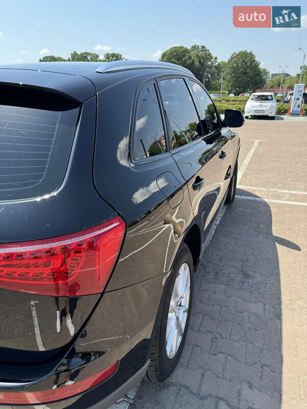 Позашляховик / Кросовер Audi Q5 2012 в Житомирі