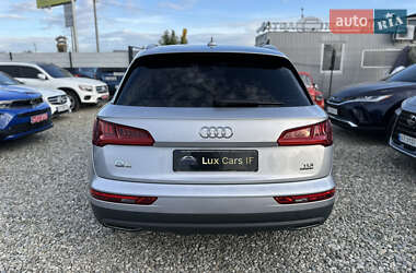 Позашляховик / Кросовер Audi Q5 2017 в 