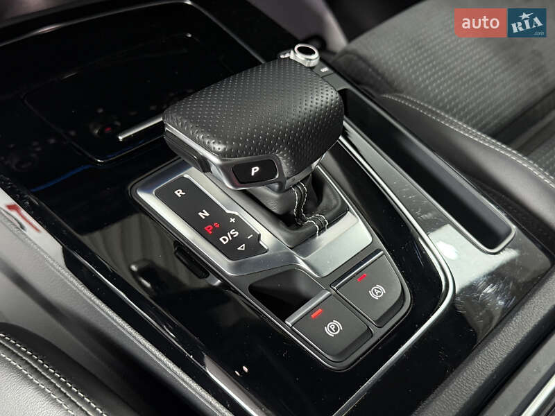 Внедорожник / Кроссовер Audi Q5 2021 в Одессе