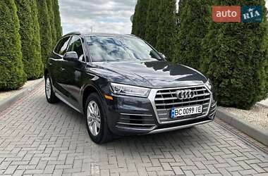Внедорожник / Кроссовер Audi Q5 2019 в 