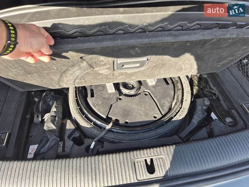 Внедорожник / Кроссовер Audi Q5 2022 в Дрогобыче