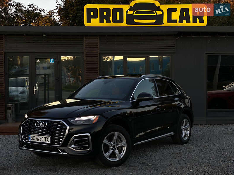 Позашляховик / Кросовер Audi Q5 2021 в Львові