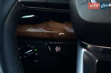 Внедорожник / Кроссовер Audi Q5 2021 в 
