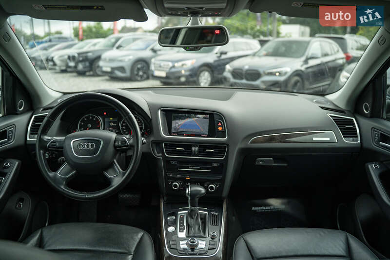 Позашляховик / Кросовер Audi Q5 2012 в Чернівцях