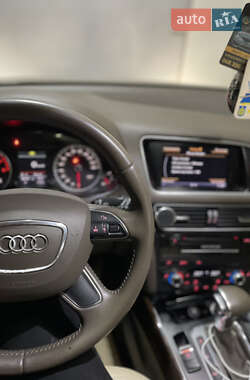 Внедорожник / Кроссовер Audi Q5 2012 в 