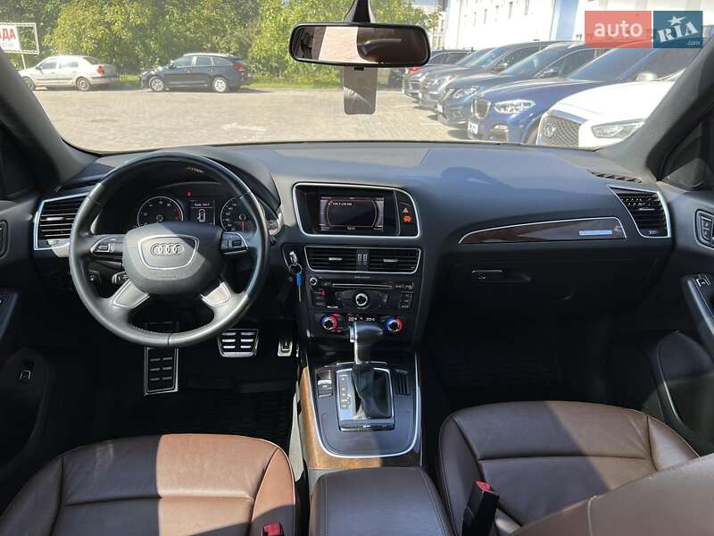 Позашляховик / Кросовер Audi Q5 2015 в Львові