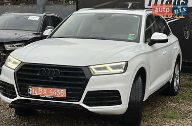 Позашляховик / Кросовер Audi Q5 2017 в 