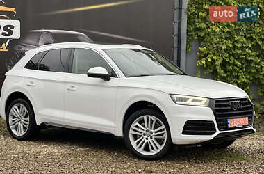 Позашляховик / Кросовер Audi Q5 2017 в 