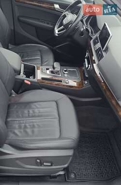 Внедорожник / Кроссовер Audi Q5 2017 в 