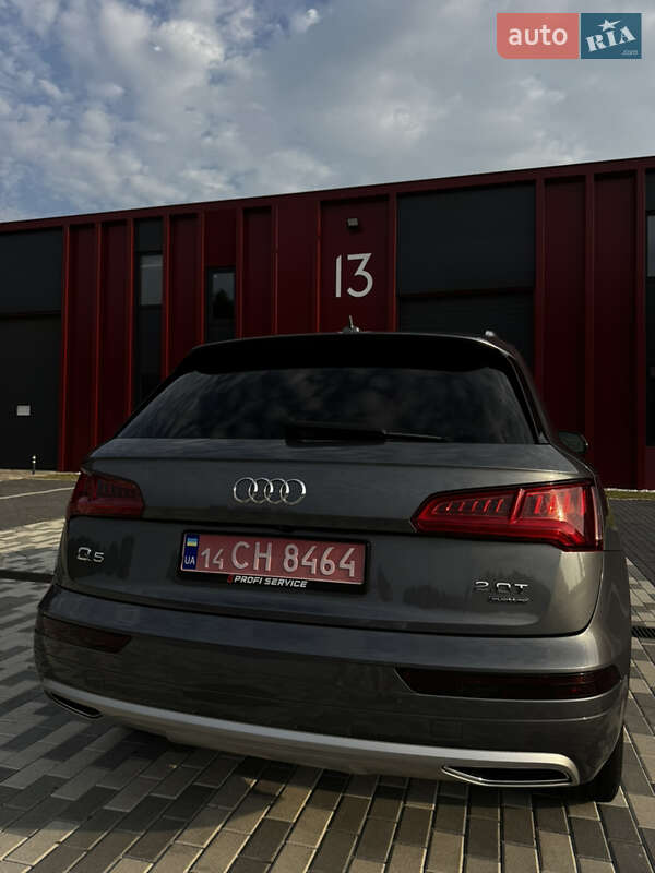 Позашляховик / Кросовер Audi Q5 2018 в Львові