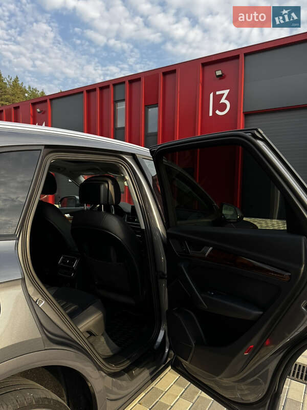Позашляховик / Кросовер Audi Q5 2018 в Львові