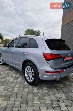 Позашляховик / Кросовер Audi Q5 2017 в 