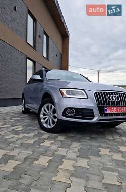 Позашляховик / Кросовер Audi Q5 2017 в 