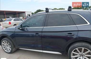 Внедорожник / Кроссовер Audi Q5 2019 в 
