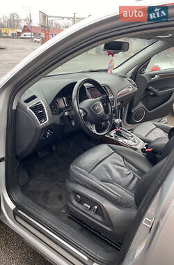 Позашляховик / Кросовер Audi Q5 2013 в 