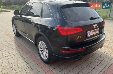 Внедорожник / Кроссовер Audi Q5 2012 в 