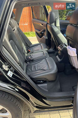 Внедорожник / Кроссовер Audi Q5 2012 в 
