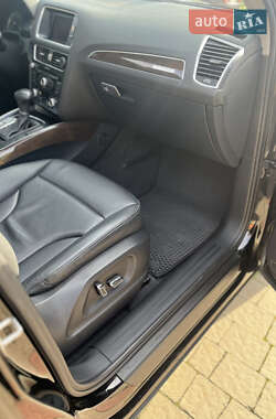 Внедорожник / Кроссовер Audi Q5 2012 в 
