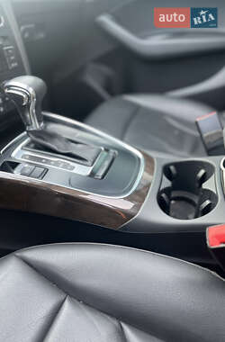 Внедорожник / Кроссовер Audi Q5 2012 в 