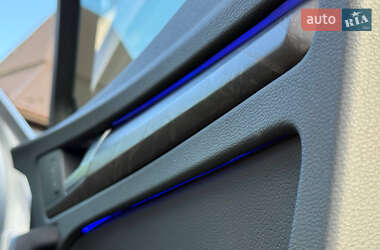Позашляховик / Кросовер Audi Q5 2018 в 