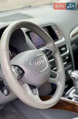 Внедорожник / Кроссовер Audi Q5 2015 в 