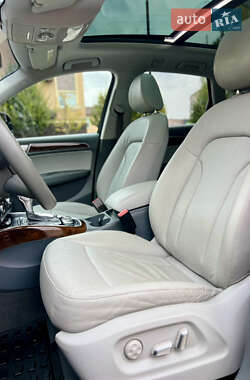 Внедорожник / Кроссовер Audi Q5 2015 в 