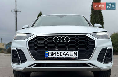 Внедорожник / Кроссовер Audi Q5 2022 в 