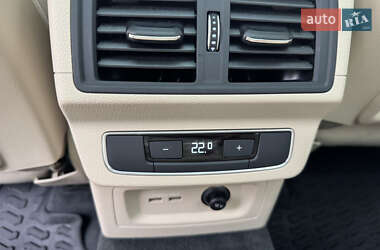 Внедорожник / Кроссовер Audi Q5 2022 в 