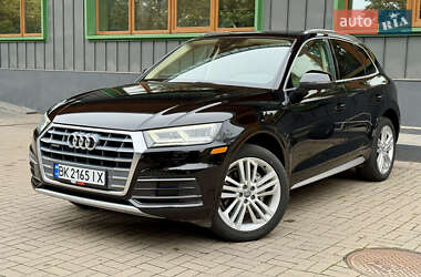 Внедорожник / Кроссовер Audi Q5 2018 в Ровно