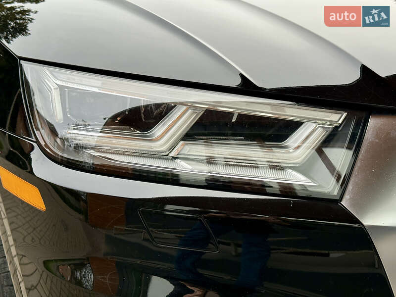 Внедорожник / Кроссовер Audi Q5 2018 в Ровно