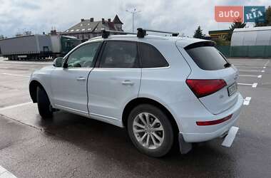 Внедорожник / Кроссовер Audi Q5 2015 в 