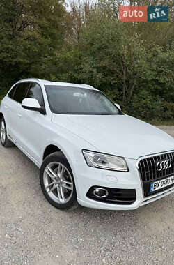 Внедорожник / Кроссовер Audi Q5 2012 в 