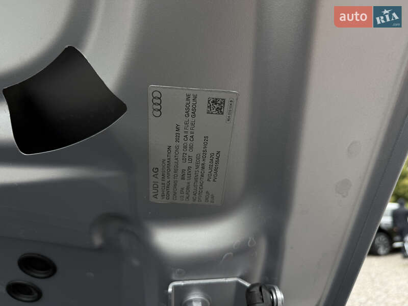 Внедорожник / Кроссовер Audi Q5 2022 в Киеве