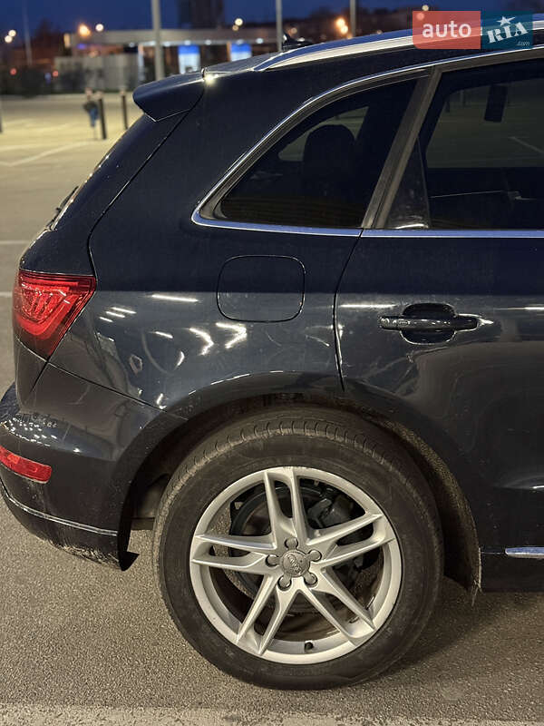Внедорожник / Кроссовер Audi Q5 2013 в Харькове