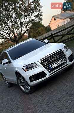 Позашляховик / Кросовер Audi Q5 2016 в 