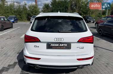 Позашляховик / Кросовер Audi Q5 2015 в 