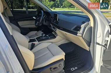 Позашляховик / Кросовер Audi Q5 2019 в 