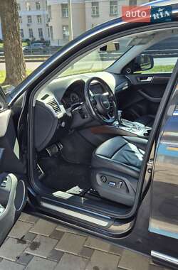 Внедорожник / Кроссовер Audi Q5 2015 в 
