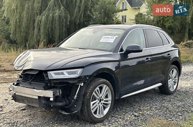 Позашляховик / Кросовер Audi Q5 2018 в Луцьку