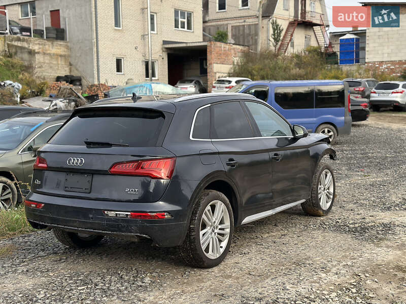 Внедорожник / Кроссовер Audi Q5 2018 в Луцке