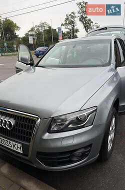 Внедорожник / Кроссовер Audi Q5 2010 в 