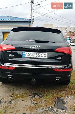 Внедорожник / Кроссовер Audi Q5 2015 в 