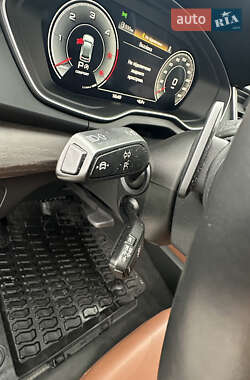 Внедорожник / Кроссовер Audi Q5 2021 в 
