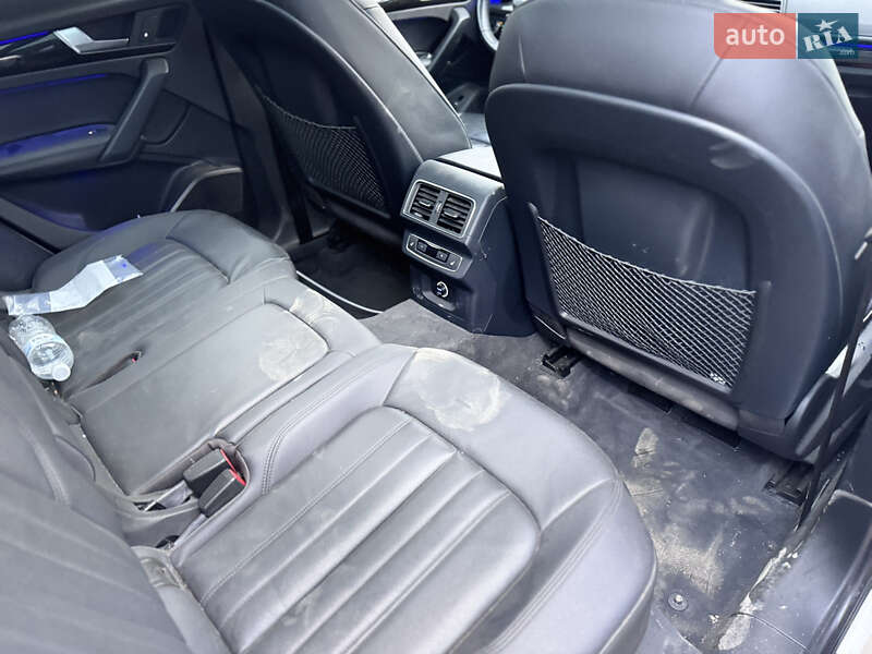 Позашляховик / Кросовер Audi Q5 2018 в Львові