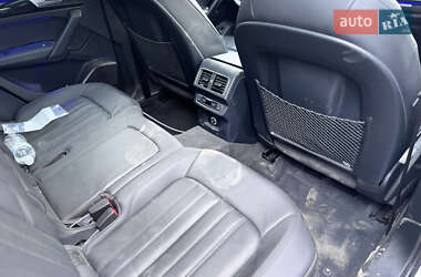 Внедорожник / Кроссовер Audi Q5 2018 в 