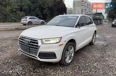 Внедорожник / Кроссовер Audi Q5 2018 в 